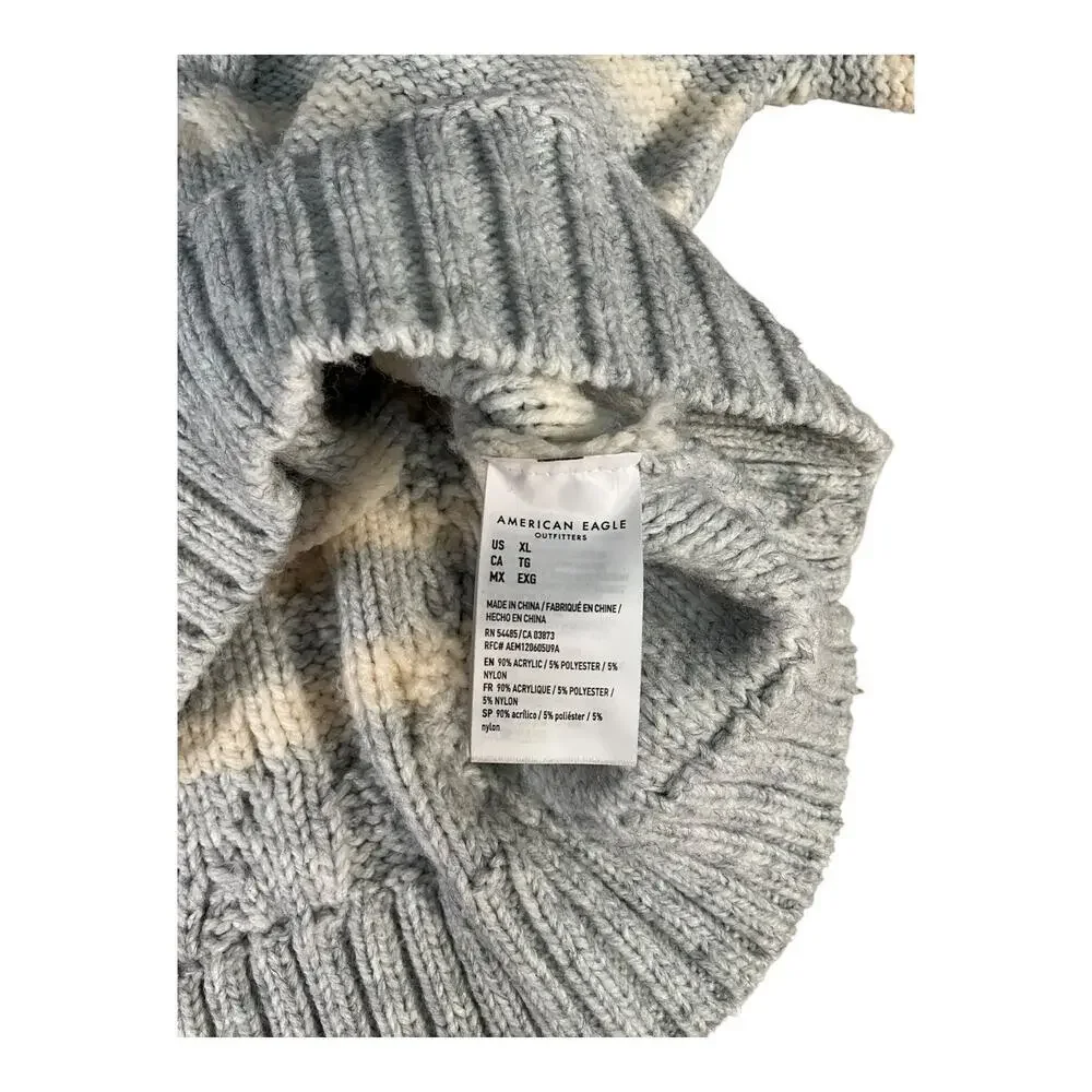 American Eagle Cable Knit Sweater XL Gray Cream Striped Chunky Crewneck Pullover